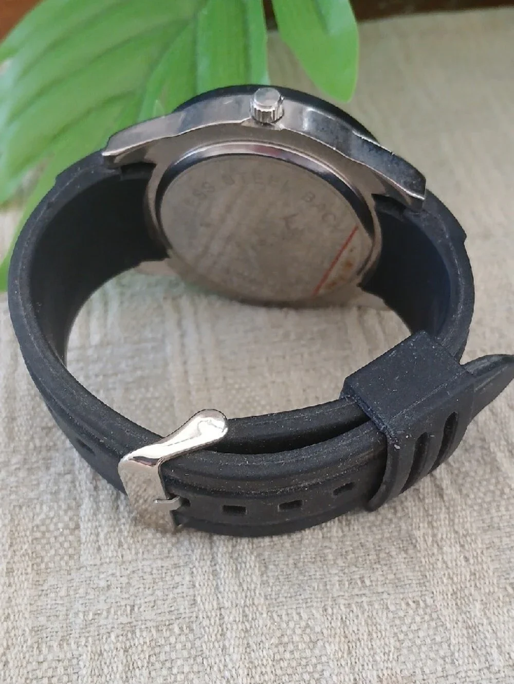 Men's Black and Blue Sport Watch with Silicone Strapiii77 I i I u